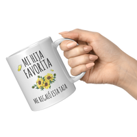 Load image into Gallery viewer, Taza_de_Cafe_Para_Mama_Regalo_Para_Mama_11oz_White_RH_Model_Mockup.png
